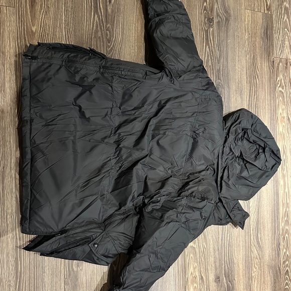 Canada Goose Jacket - Picture 5 of 6